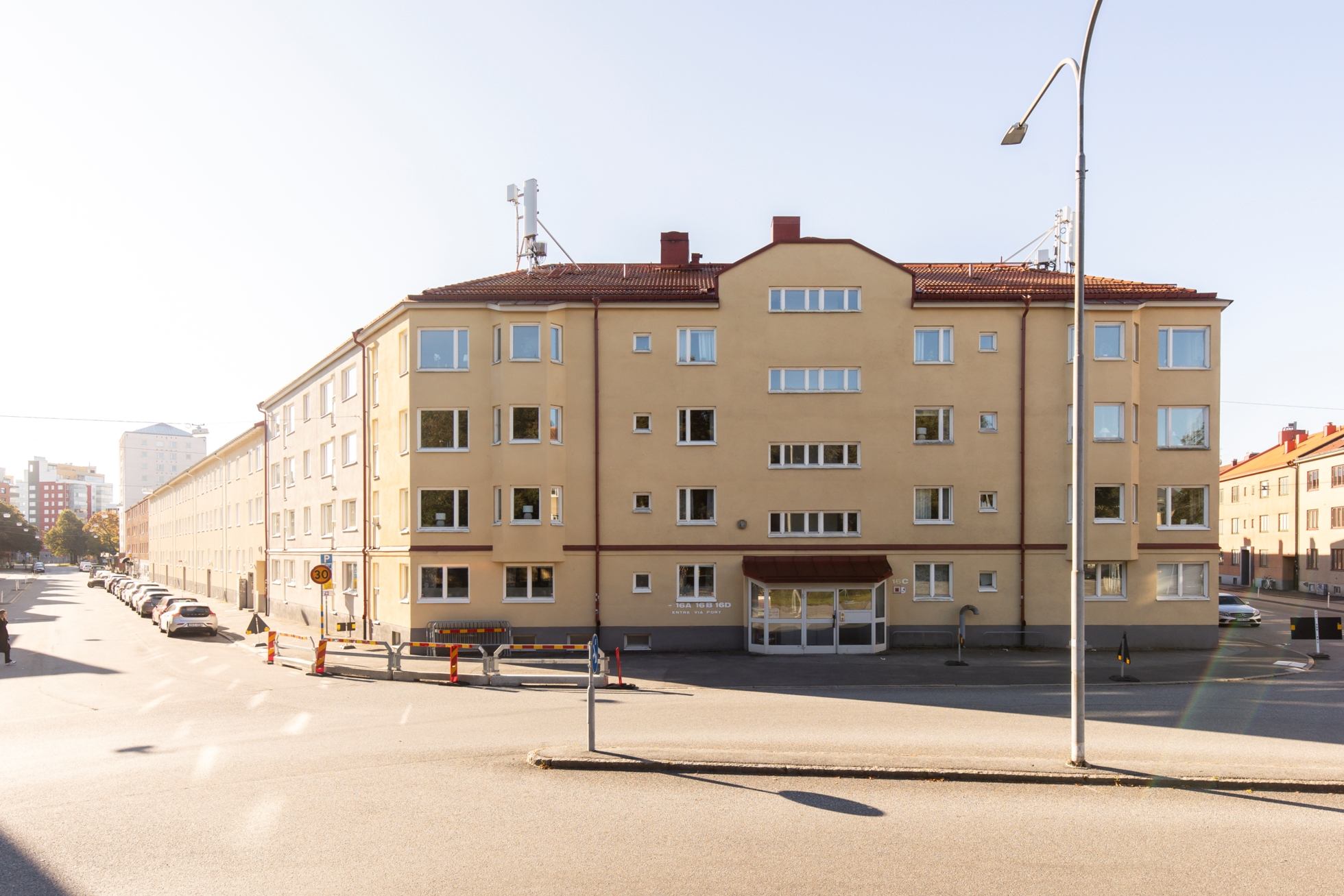 Ljus tvåa med attraktivt läge!