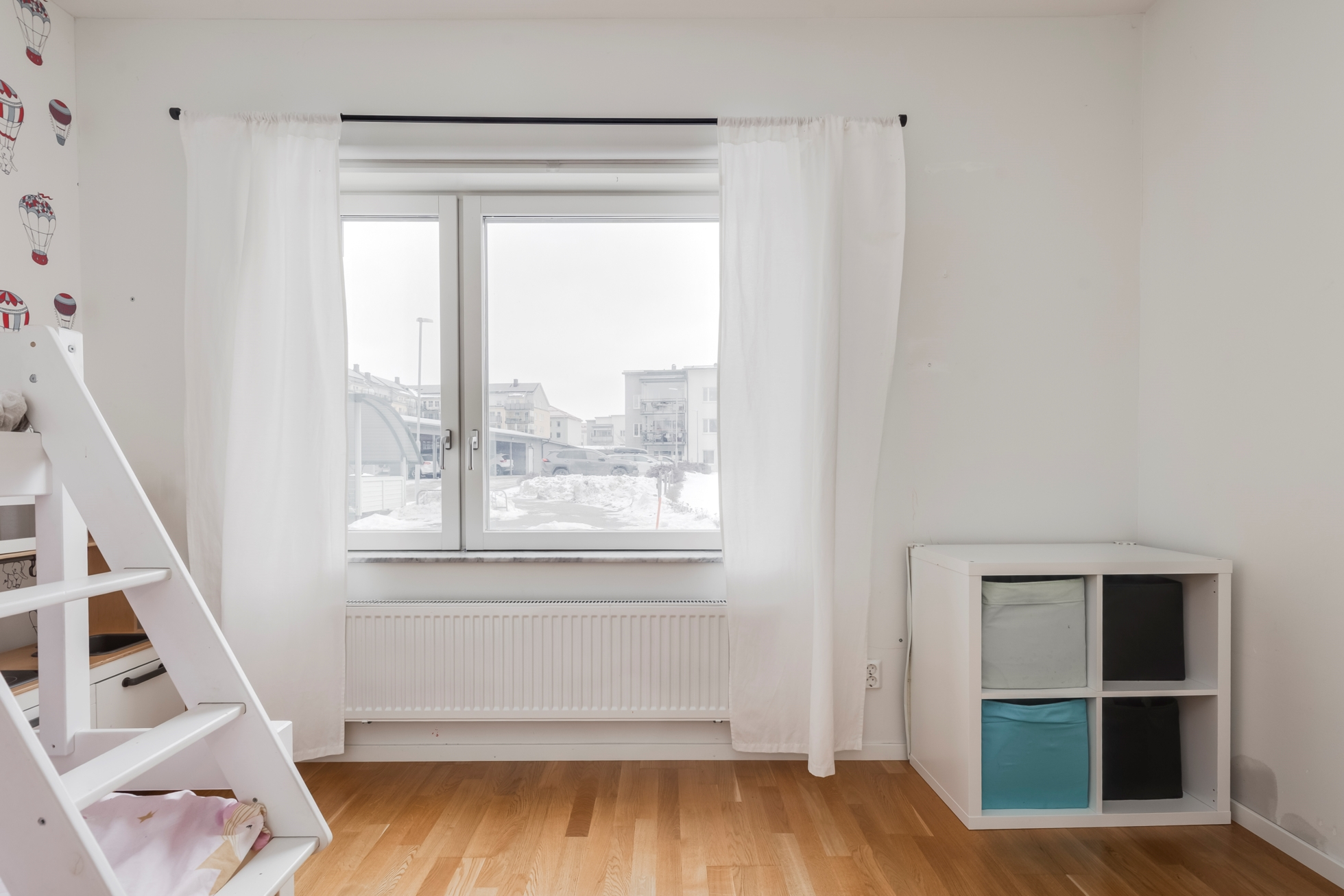 Markplanslägenhet med uteplats i ett naturnära och lugnt område!