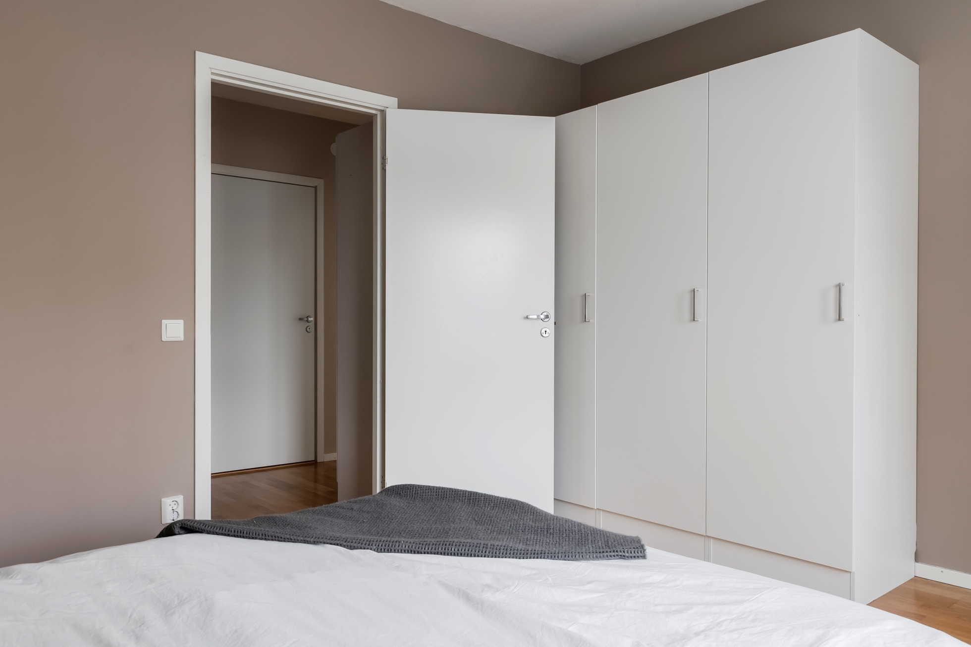 Markplanslägenhet med uteplats i ett naturnära och lugnt område!