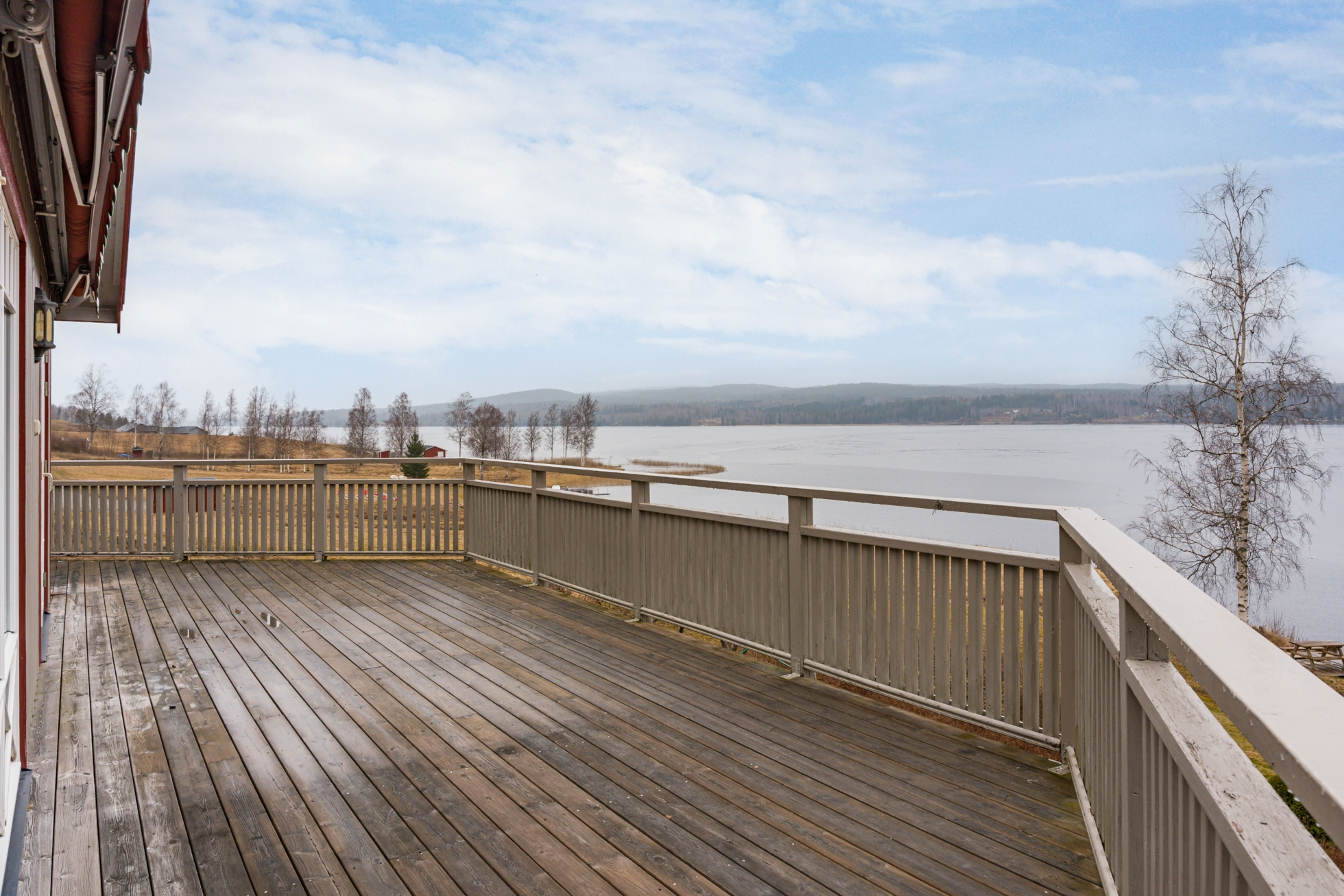 Sjöutsikt över Råsvalen!