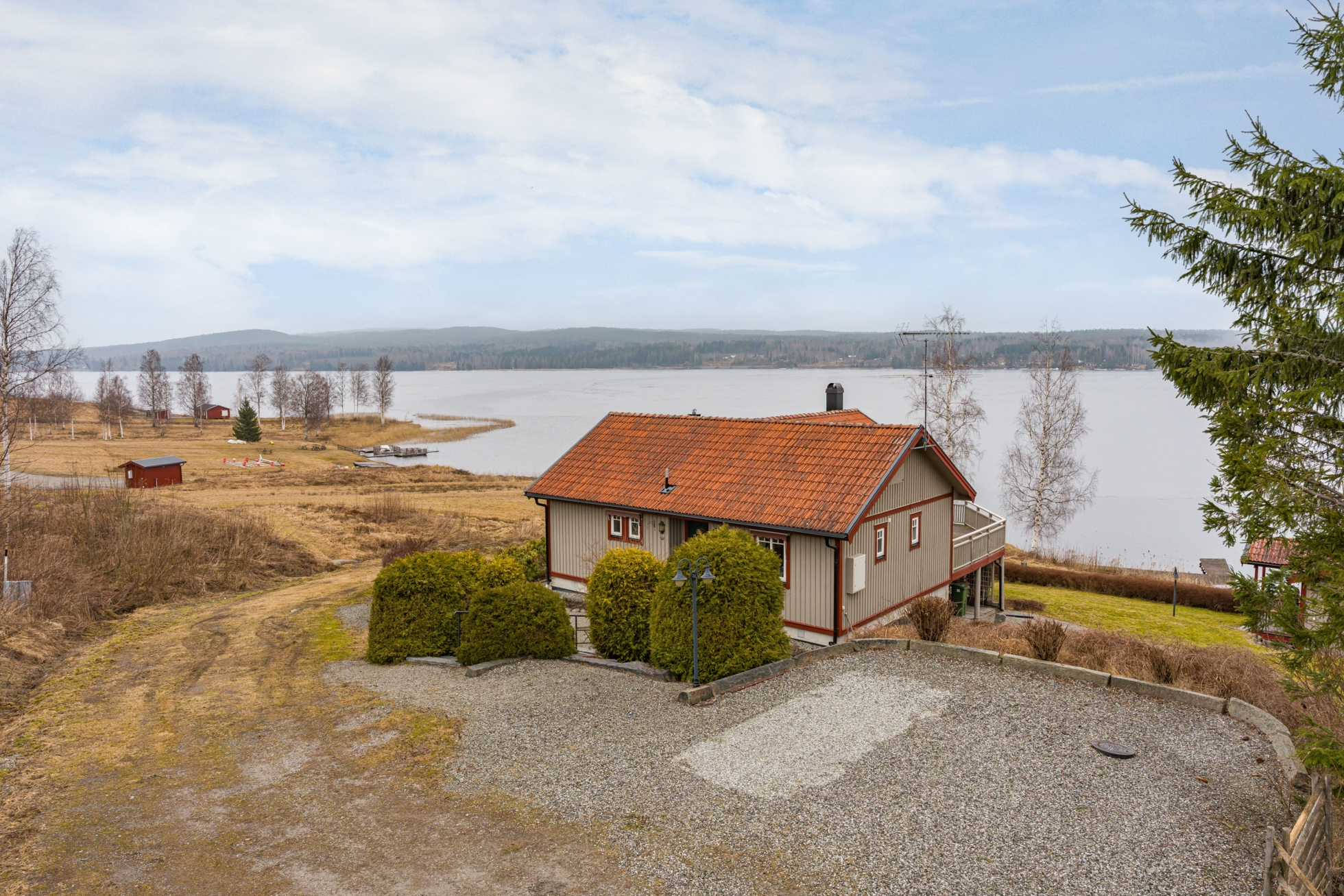 Sjöutsikt över Råsvalen!