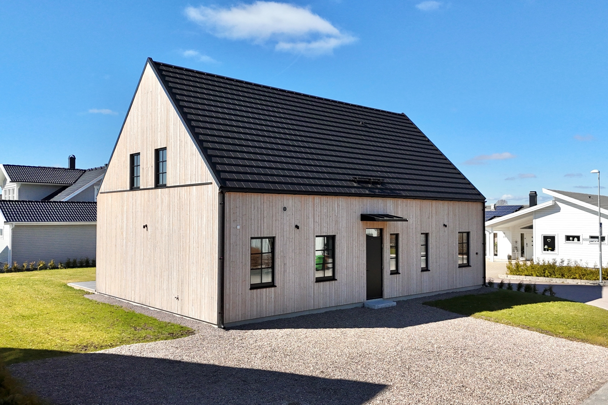 Nybyggd villa i populära Ryttartorpet!