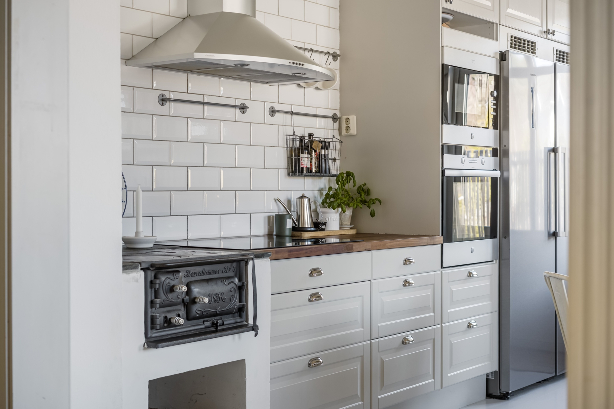 Exklusiv villa med pool och spabad!