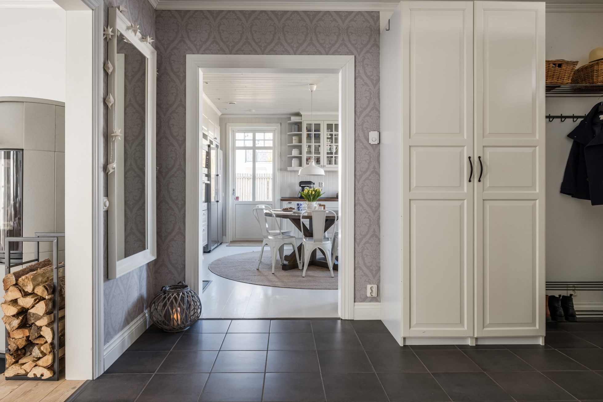 Exklusiv villa med pool och spabad!