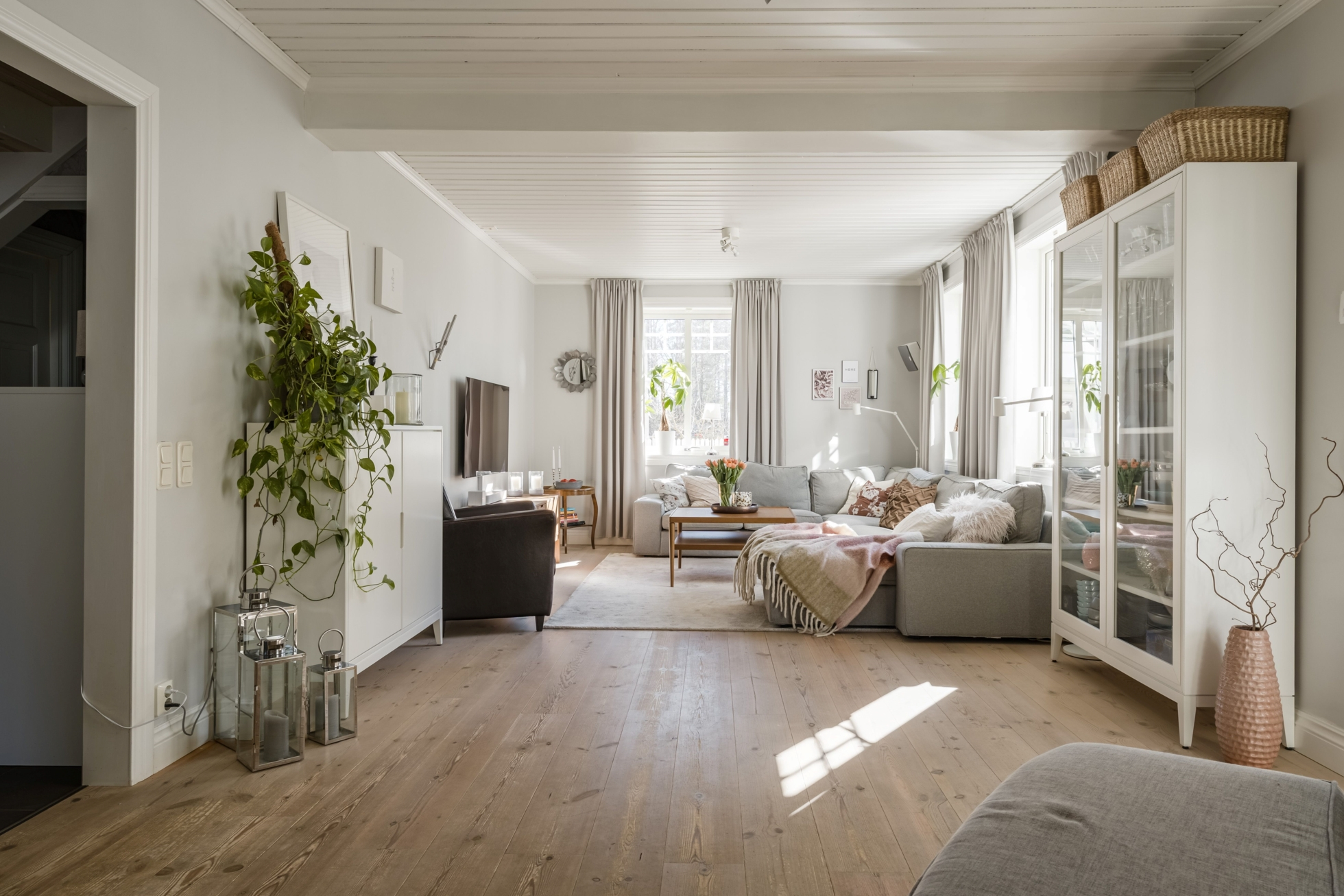 Exklusiv villa med pool och spabad!