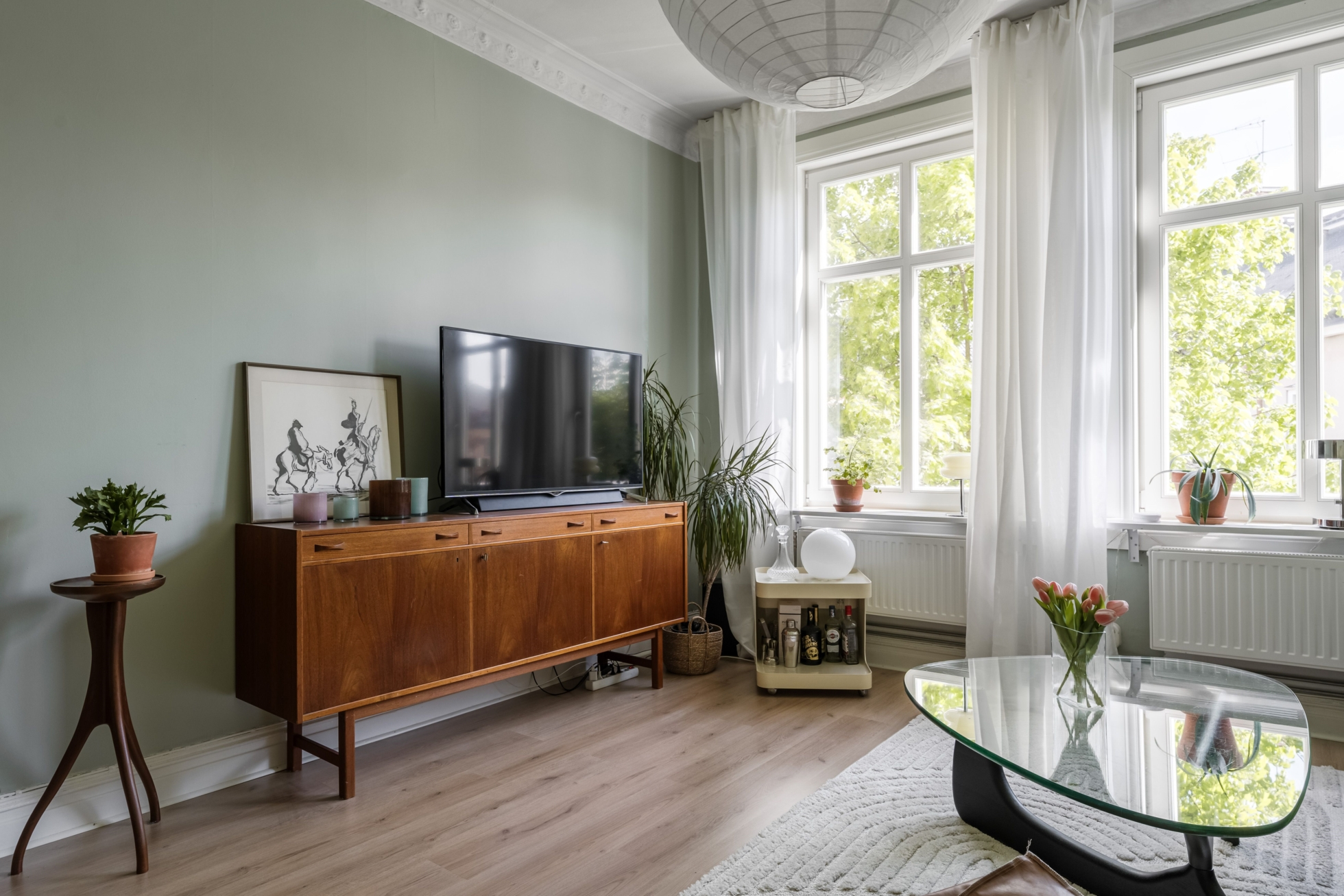 Charmig sekelskifteslägenhet på Öster!