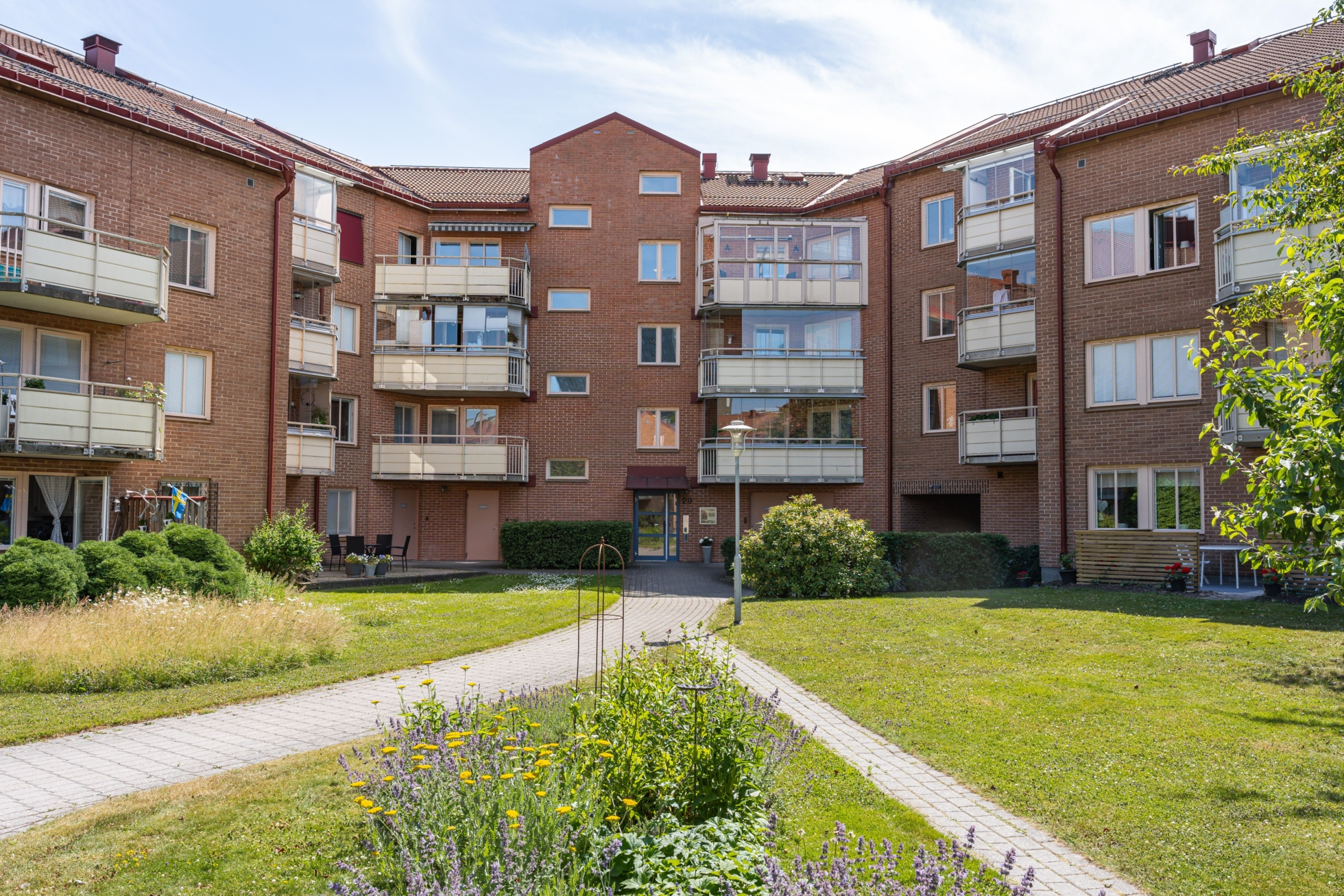 Etagelägenhet högst upp i huset!