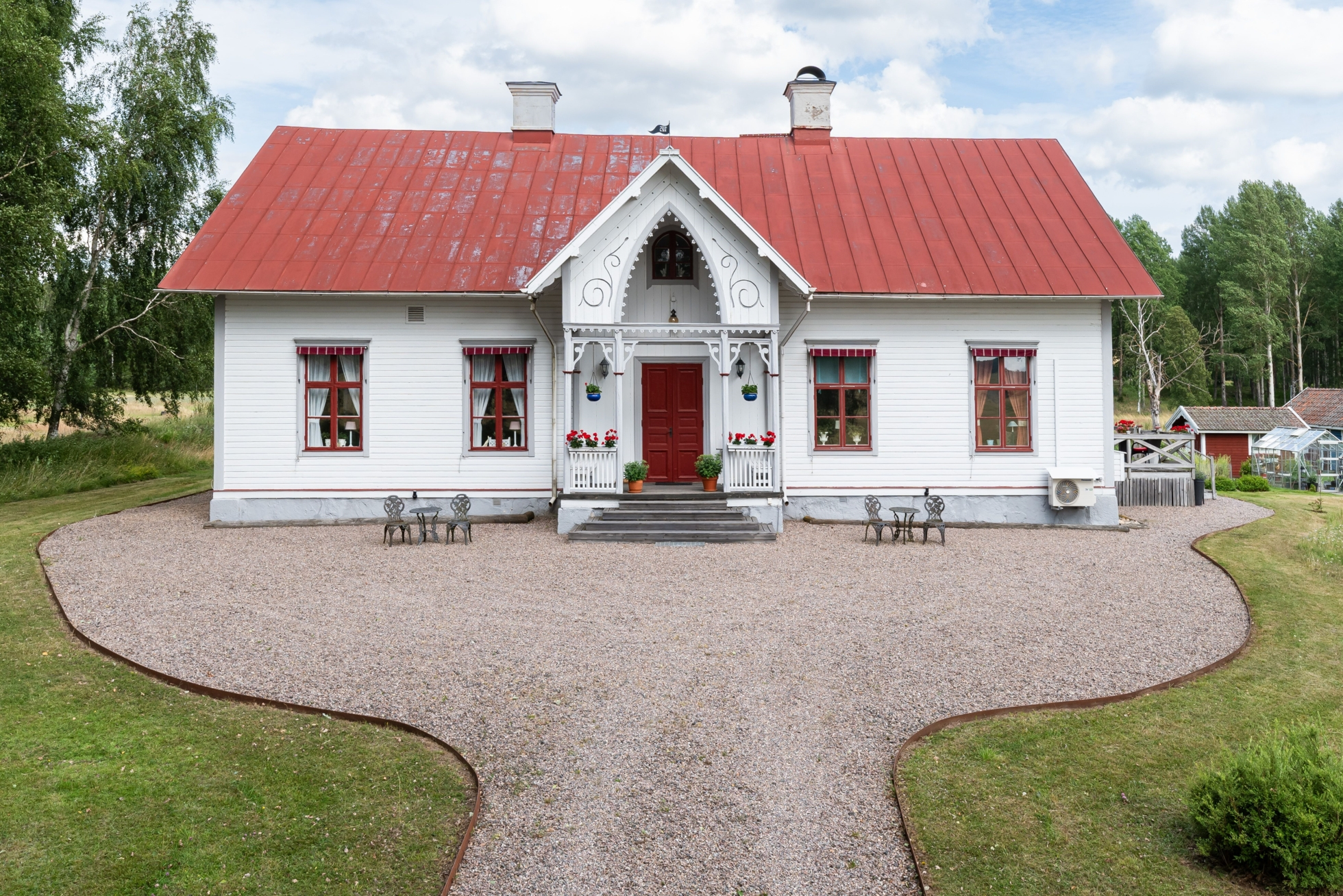 Unik fastighet i Hjortkvarn!