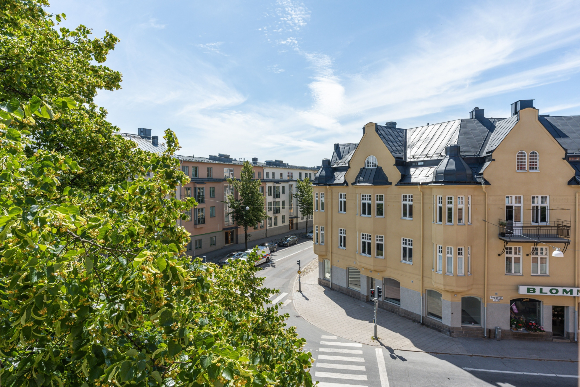 Etagelägenhet högst upp i huset!